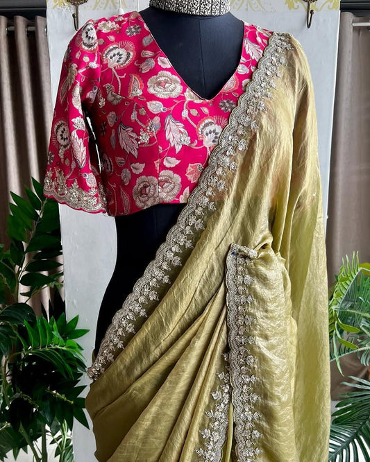 Gold Crush Saree